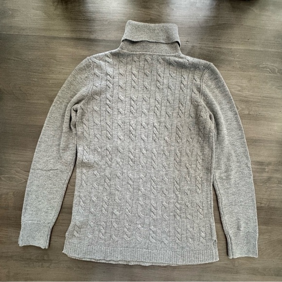 Talbots cable knit turtle neck lamb wool blend gray sweater size small - Picture 8 of 9